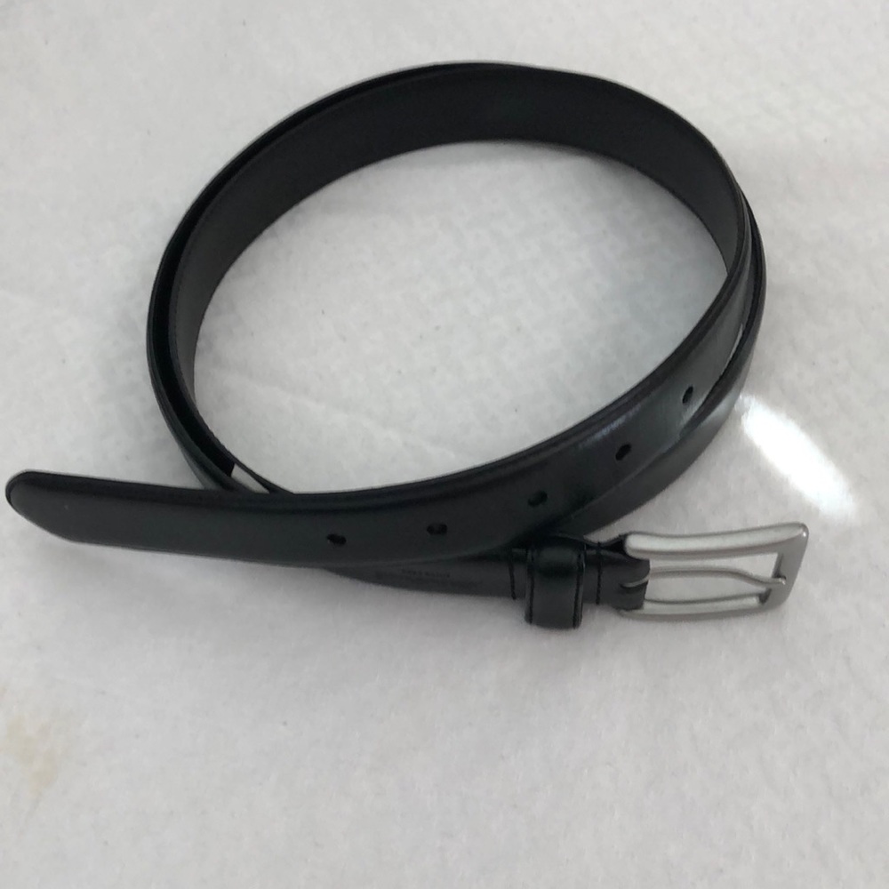 Eddie Bauer black belt men’s
